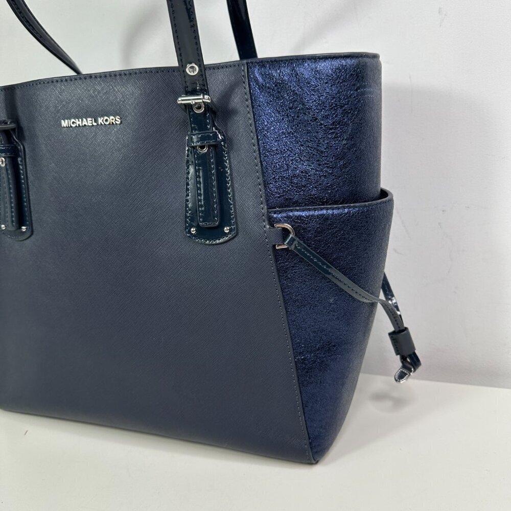 MICHAEL Michael Kors Voyager East West Logo Tote Bag Navy - Picture 3 of 15